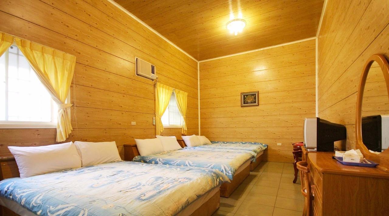 Sun Moon Lake Wild Flower Bed & Breakfast Yuchi Dış mekan fotoğraf